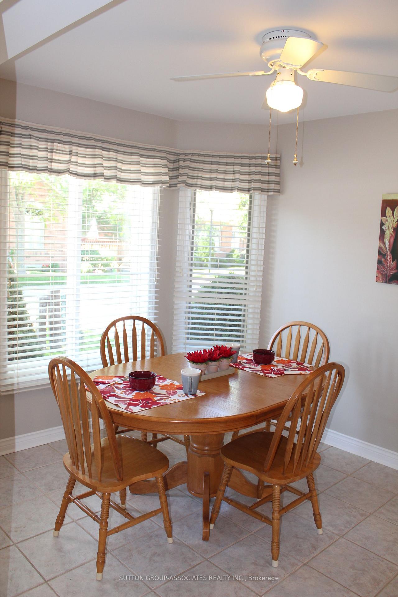 Photo 4 of Unit 7, 13 Sunset Boulevard, New Tecumseth, Rural New Tecumseth — HOMEH