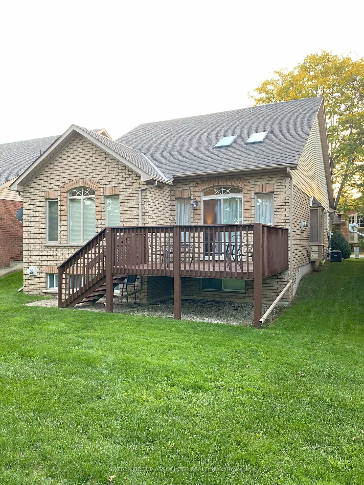 Photo 35 of Unit 7, 13 Sunset Boulevard, New Tecumseth, Rural New Tecumseth — HOMEH