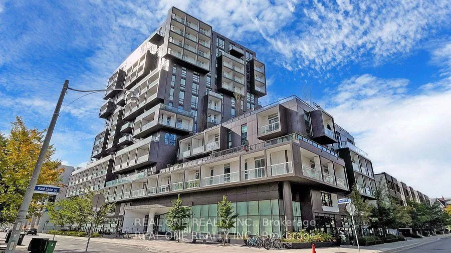 Front of Unit 303, 80 Vanauley Street