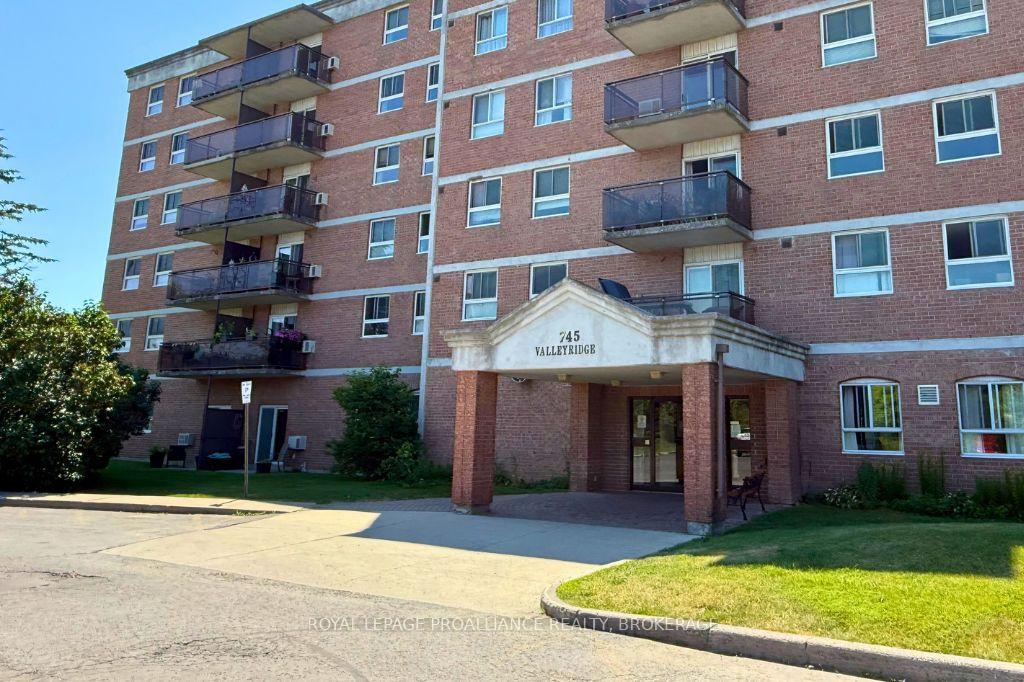 Photo 1 of Unit 611, 745 Davis Drive, Kingston, East Gardiners Rd — HOMEH