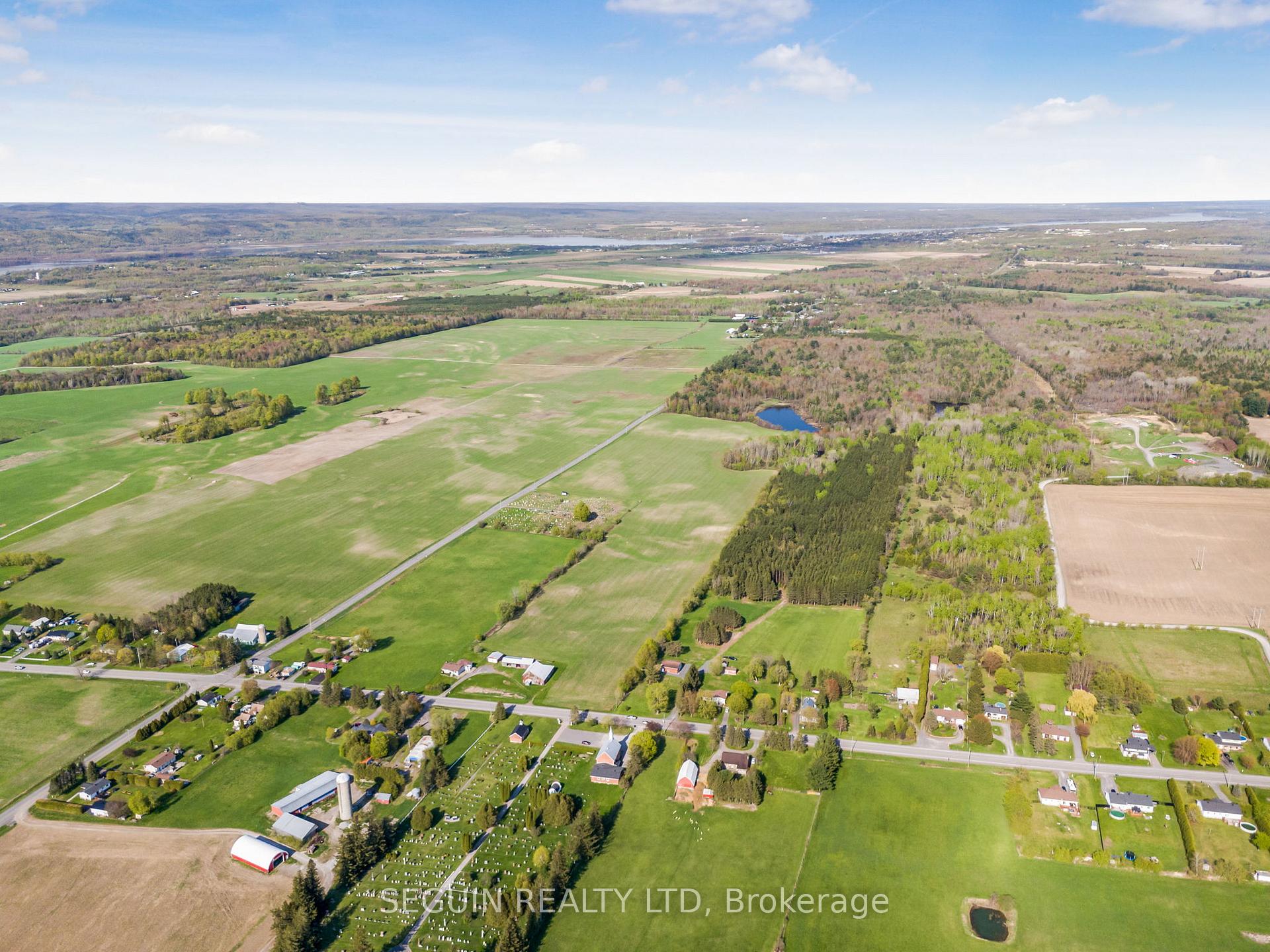 Photo 8 of 1765 Cassburn Road, Champlain, Champlain Twp — HOMEH