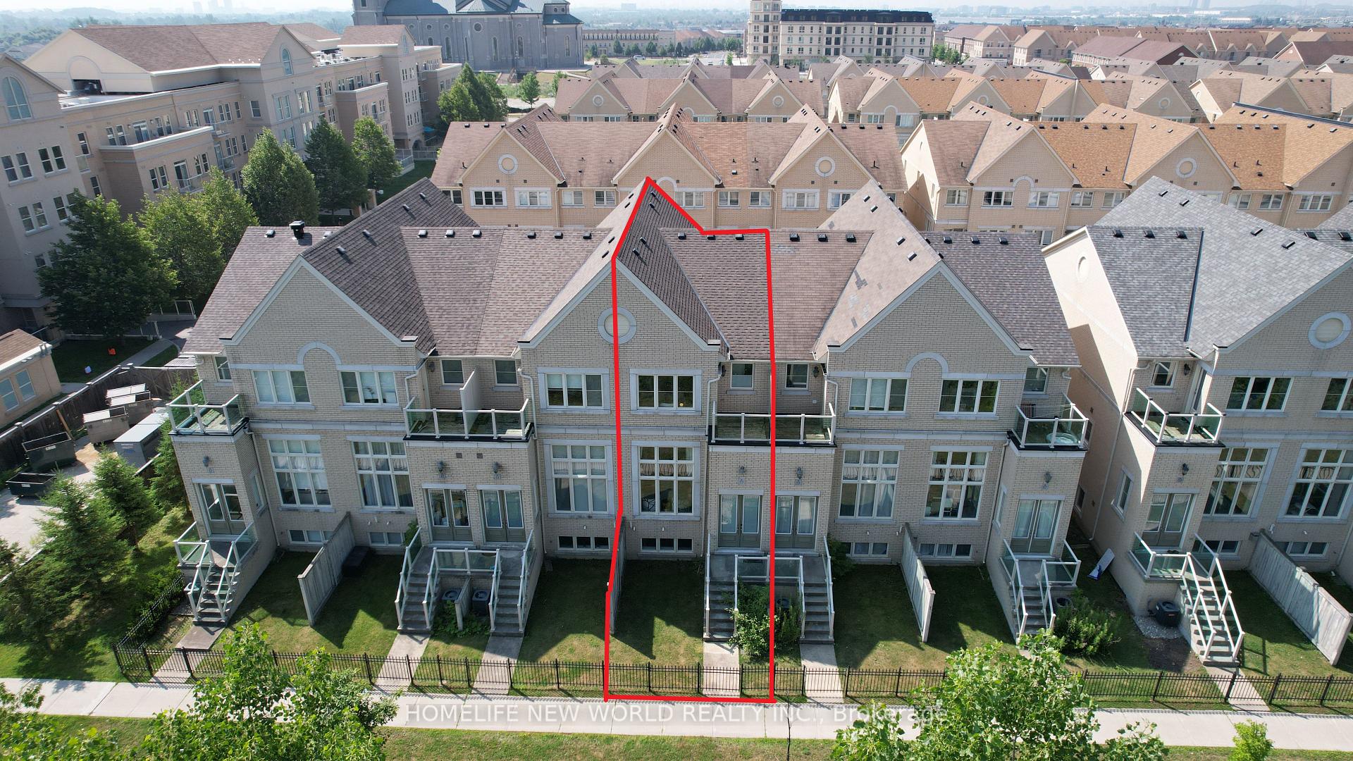 Photo 8 of 23 Victor Herbert Way, Markham, Cathedraltown — HOMEH