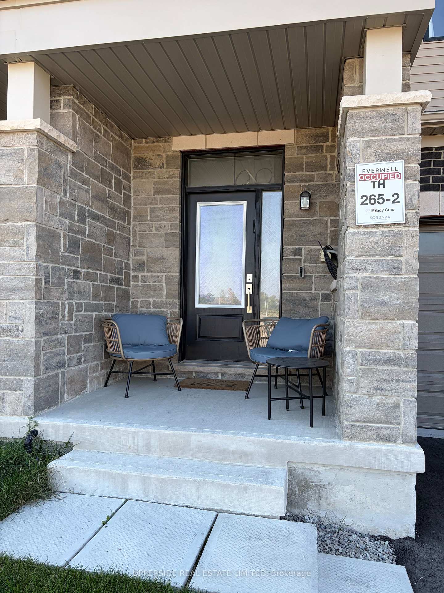 Photo 2 of 87 Milady Crescent, Barrie, Rural Barrie Southeast — HOMEH