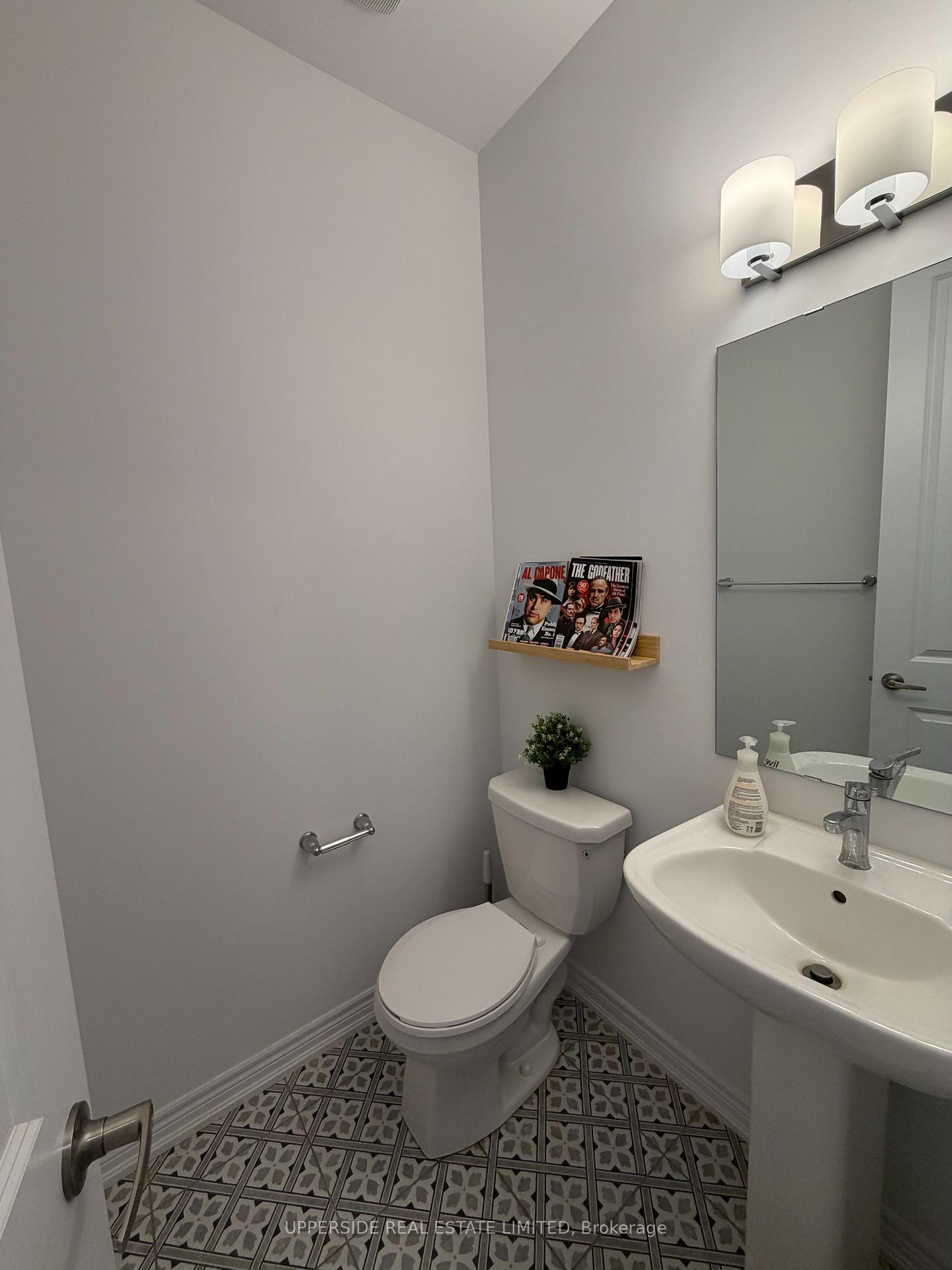 Photo 5 of 87 Milady Crescent, Barrie, Rural Barrie Southeast — HOMEH