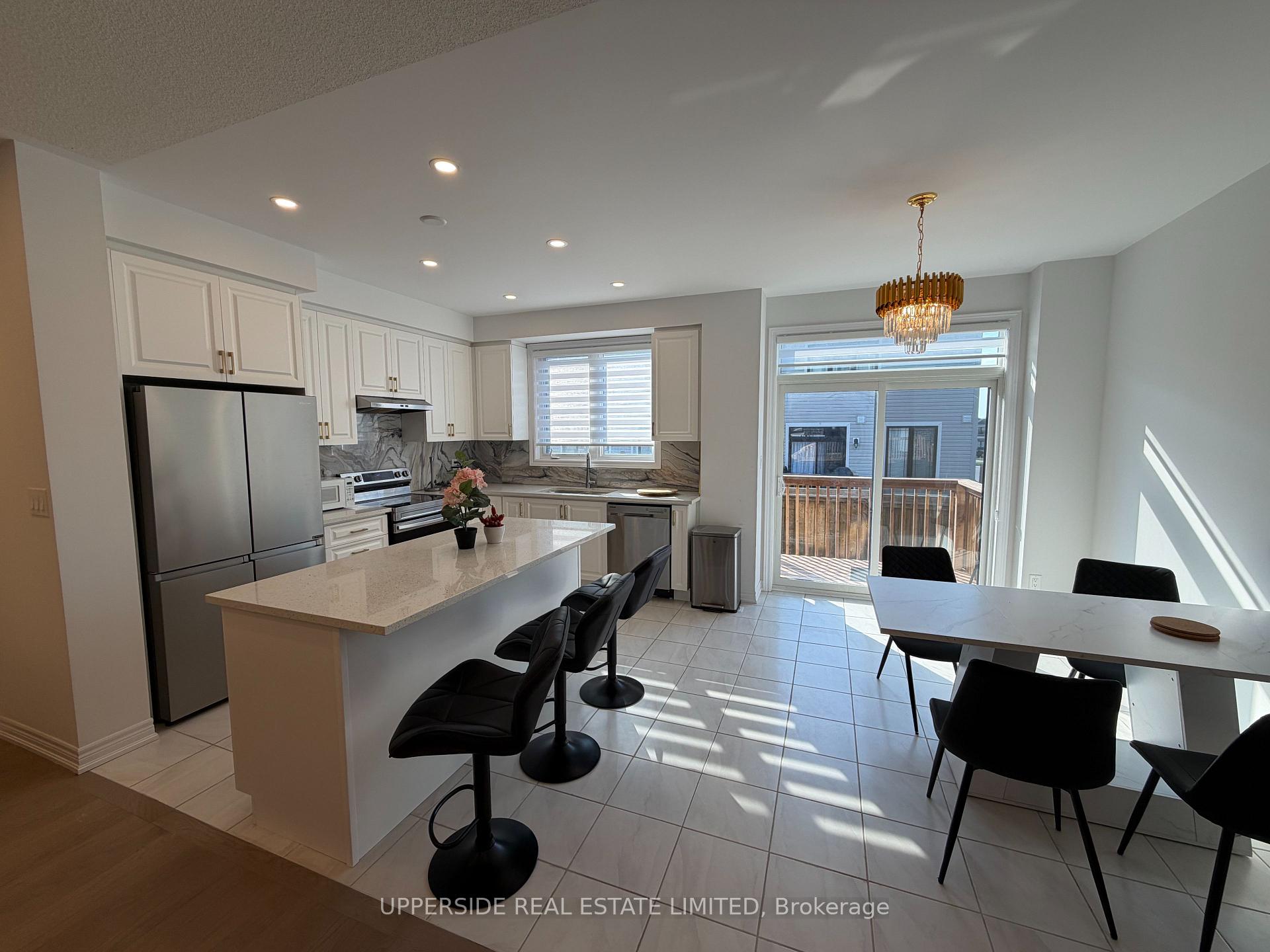 Photo 8 of 87 Milady Crescent, Barrie, Rural Barrie Southeast — HOMEH