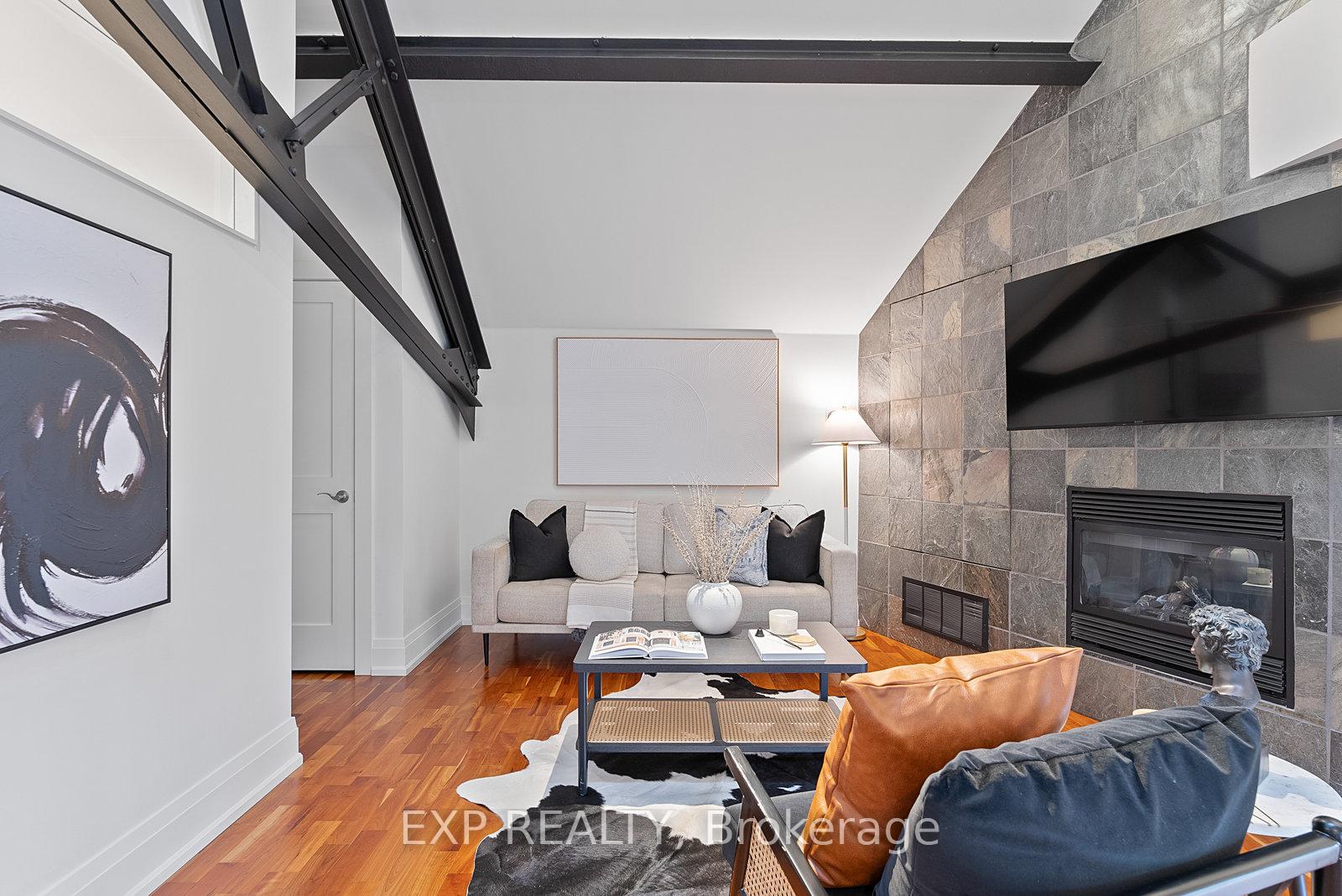 Photo 7 of Unit 305, 660 Pape Avenue, Toronto, North Riverdale — HOMEH