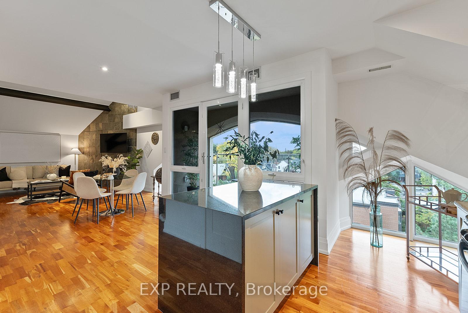 Photo 17 of Unit 305, 660 Pape Avenue, Toronto, North Riverdale — HOMEH