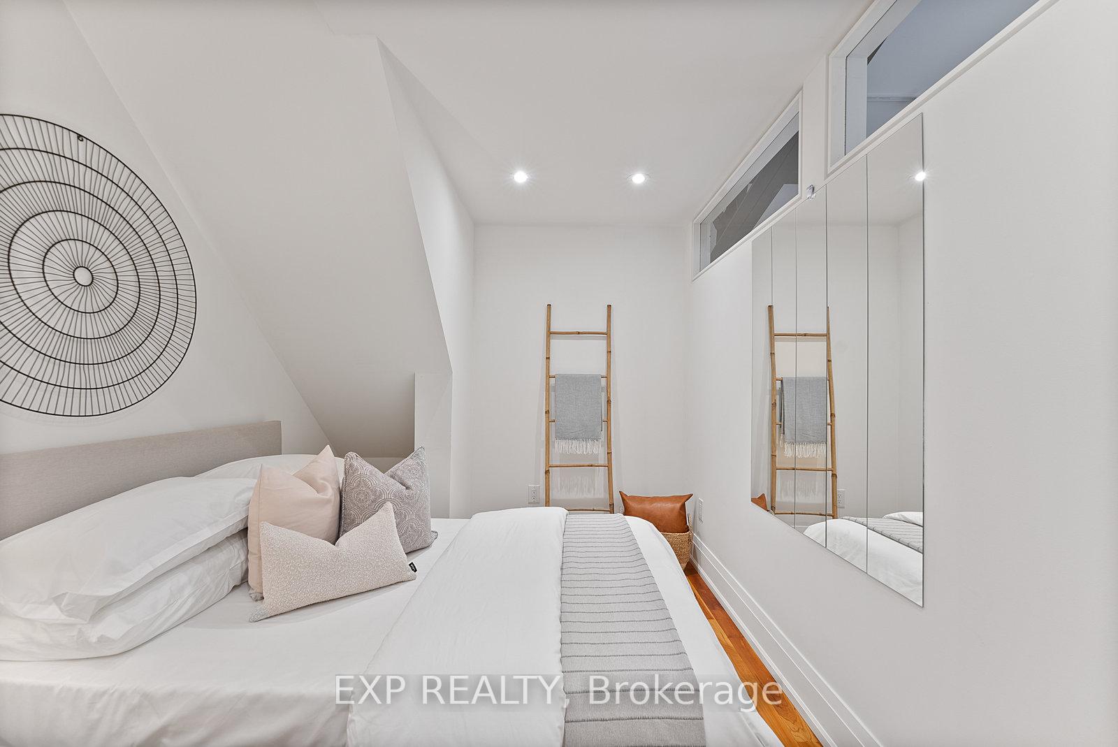 Photo 18 of Unit 305, 660 Pape Avenue, Toronto, North Riverdale — HOMEH