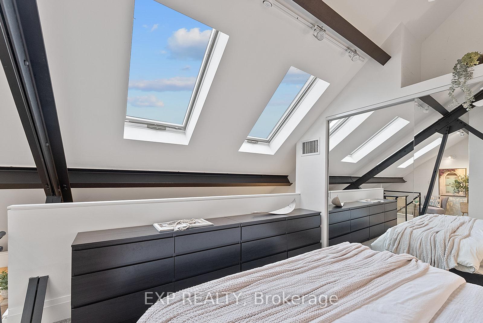 Photo 30 of Unit 305, 660 Pape Avenue, Toronto, North Riverdale — HOMEH