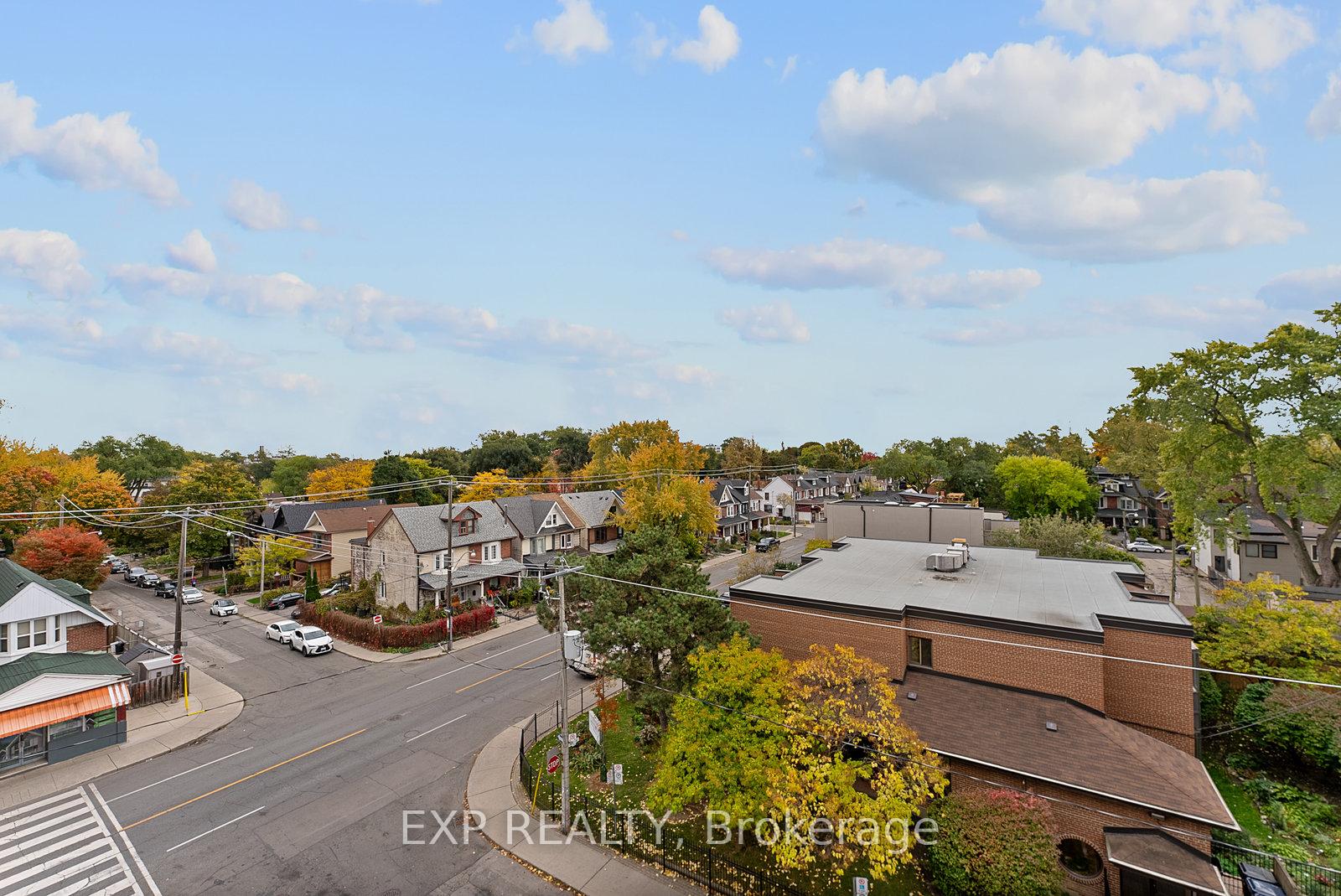 Photo 39 of Unit 305, 660 Pape Avenue, Toronto, North Riverdale — HOMEH