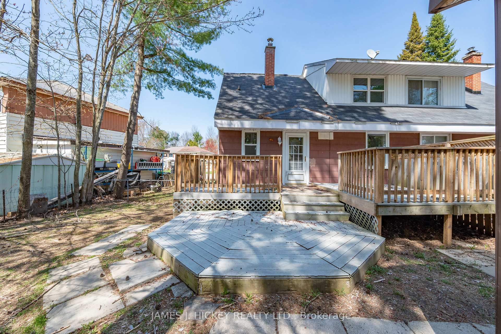 Photo 3 of 99 Algonquin Street, Deep River — HOMEH