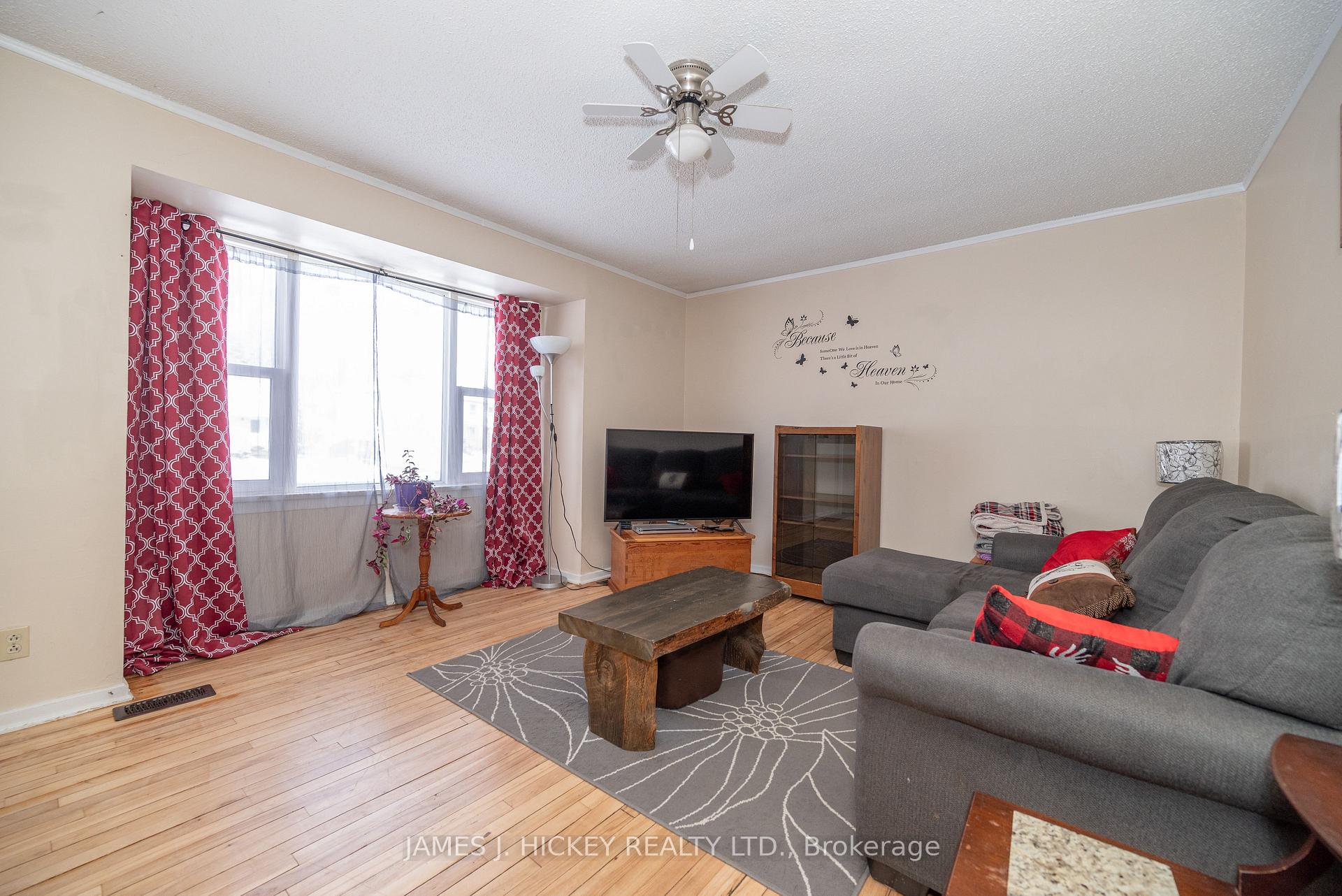 Photo 5 of 99 Algonquin Street, Deep River — HOMEH