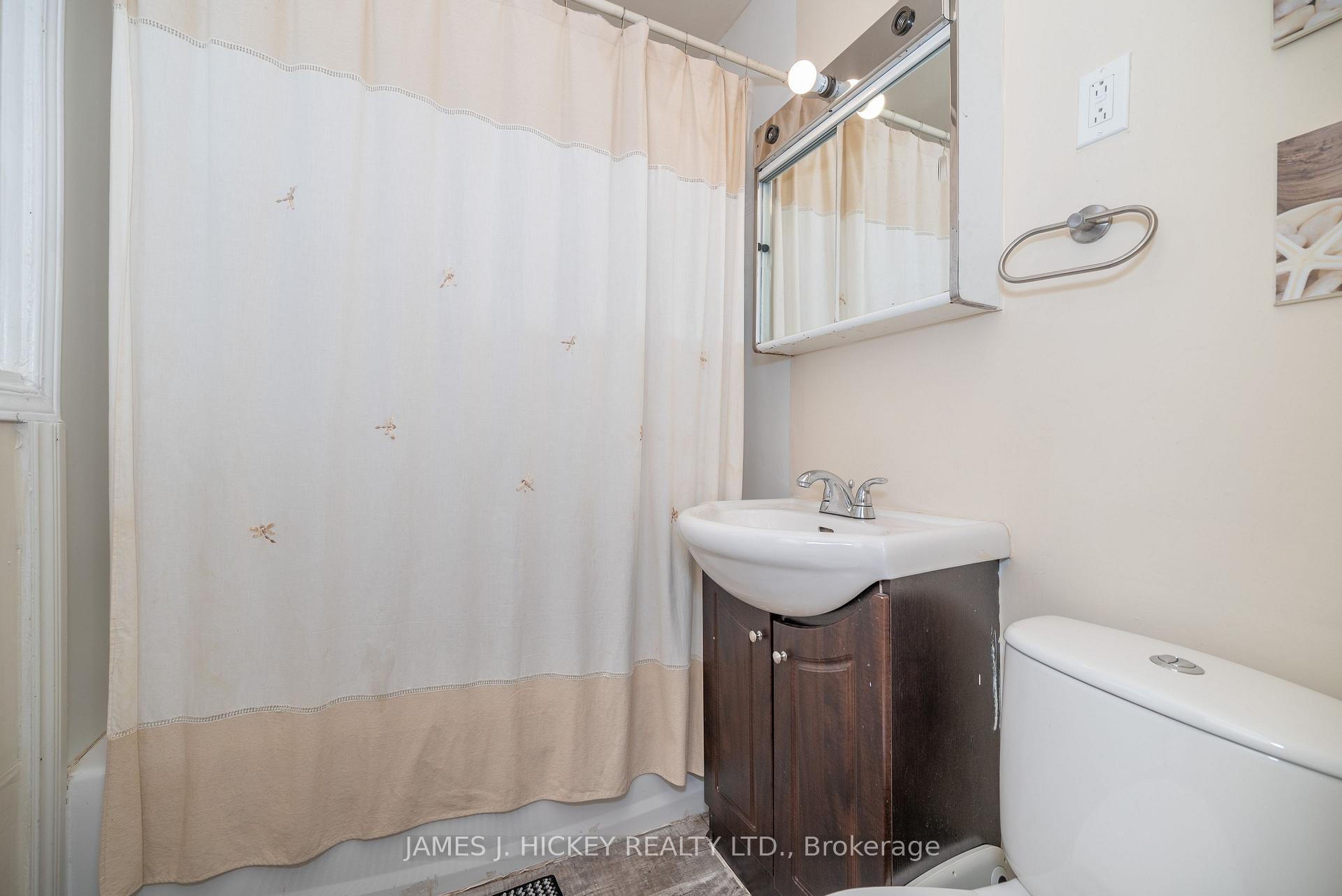 Photo 13 of 99 Algonquin Street, Deep River — HOMEH