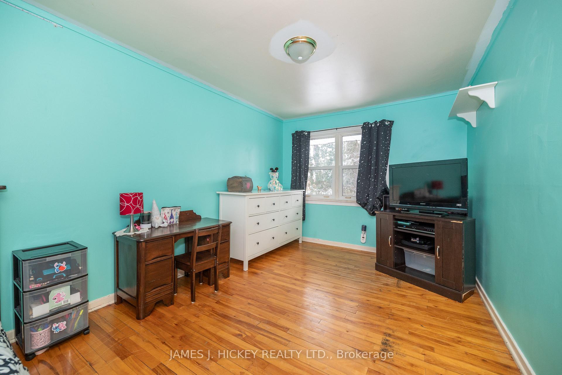 Photo 15 of 99 Algonquin Street, Deep River — HOMEH