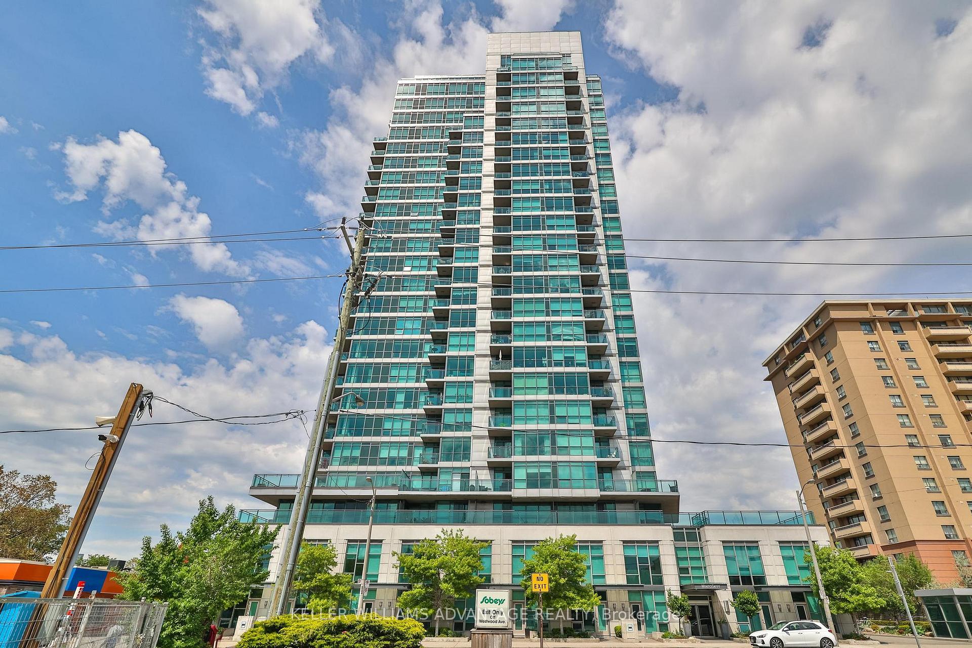 Front of Unit 1208, 1048 Broadview Avenue