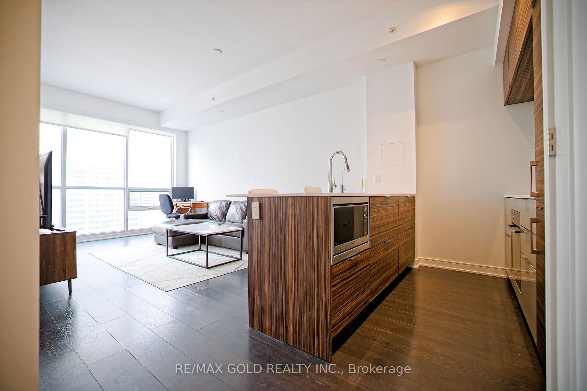 Photo 5 of Unit 4608, 88 Scott Street, Toronto, Church-Yonge Corridor — HOMEH