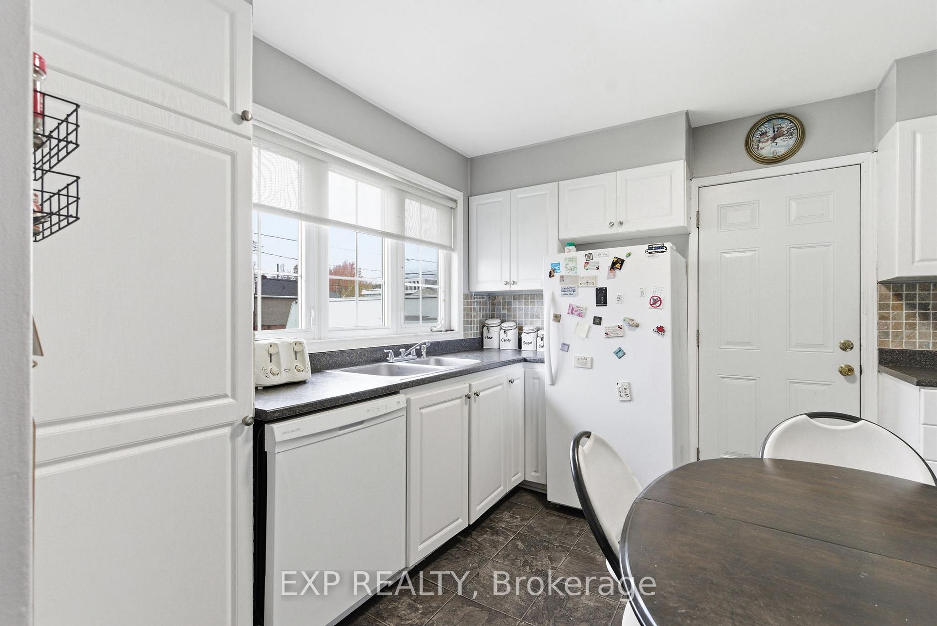 Photo 7 of 1119 Miron Avenue, Cornwall — HOMEH