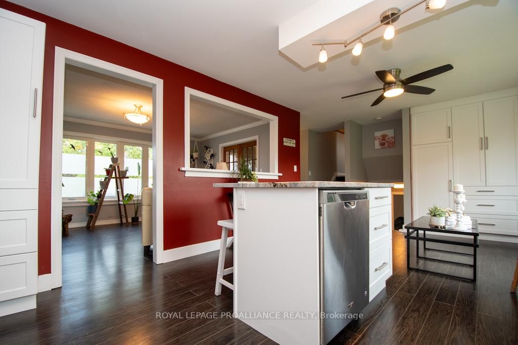 Photo 19 of 939 Alexander Drive, Cavan Monaghan, Cavan Twp — HOMEH