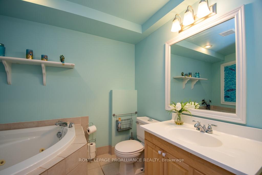 Photo 29 of 939 Alexander Drive, Cavan Monaghan, Cavan Twp — HOMEH