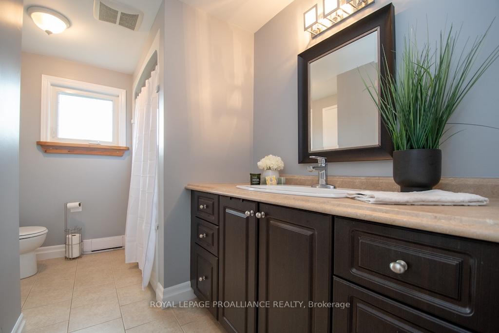 Photo 32 of 939 Alexander Drive, Cavan Monaghan, Cavan Twp — HOMEH