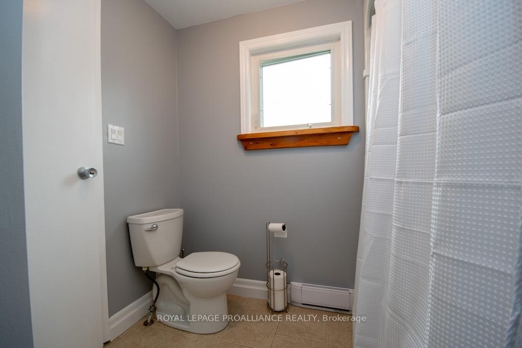 Photo 33 of 939 Alexander Drive, Cavan Monaghan, Cavan Twp — HOMEH