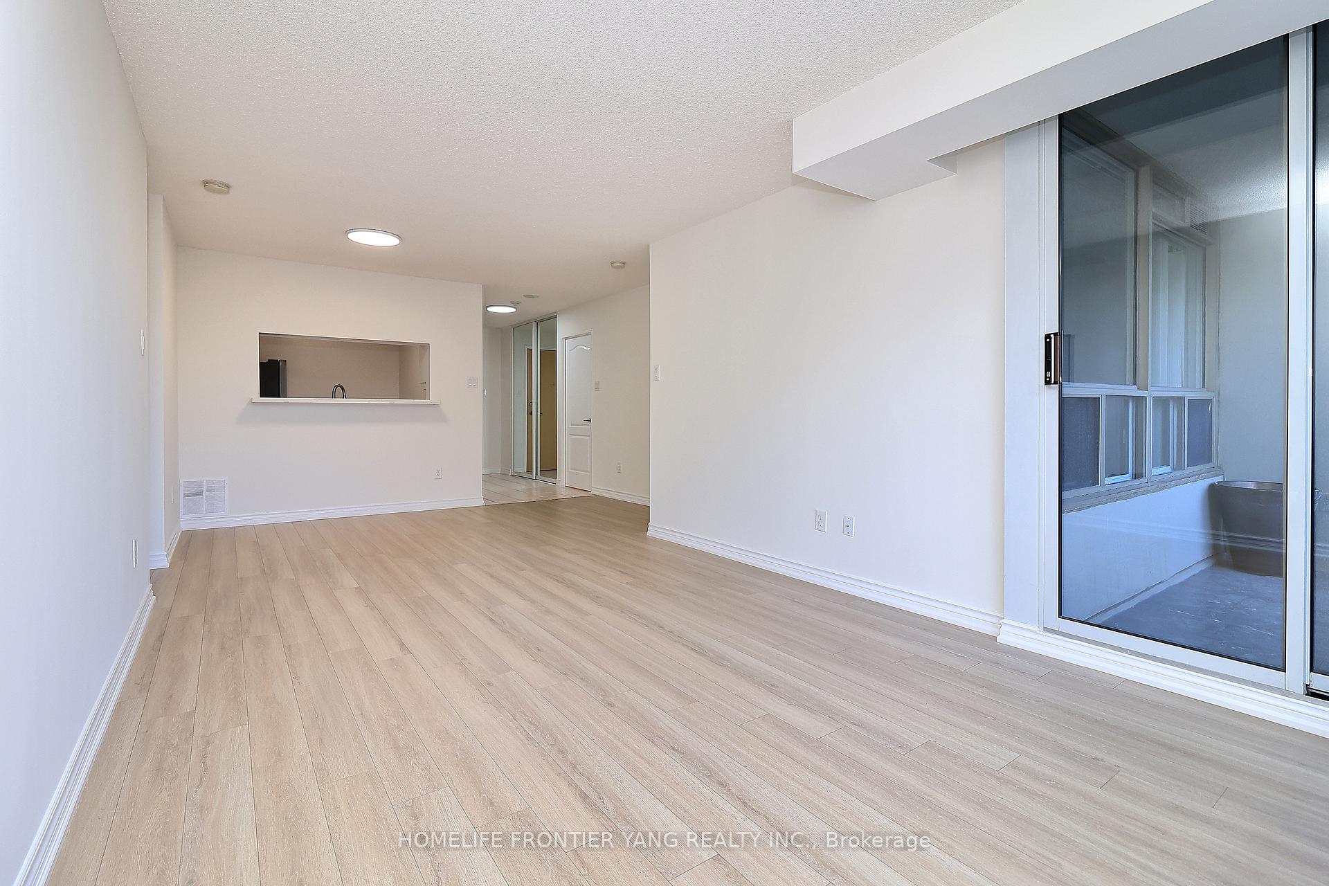 Photo 7 of Unit 303, 11 Townsgate Drive, Vaughan, Crestwood-Springfarm-Yorkhill — HOMEH