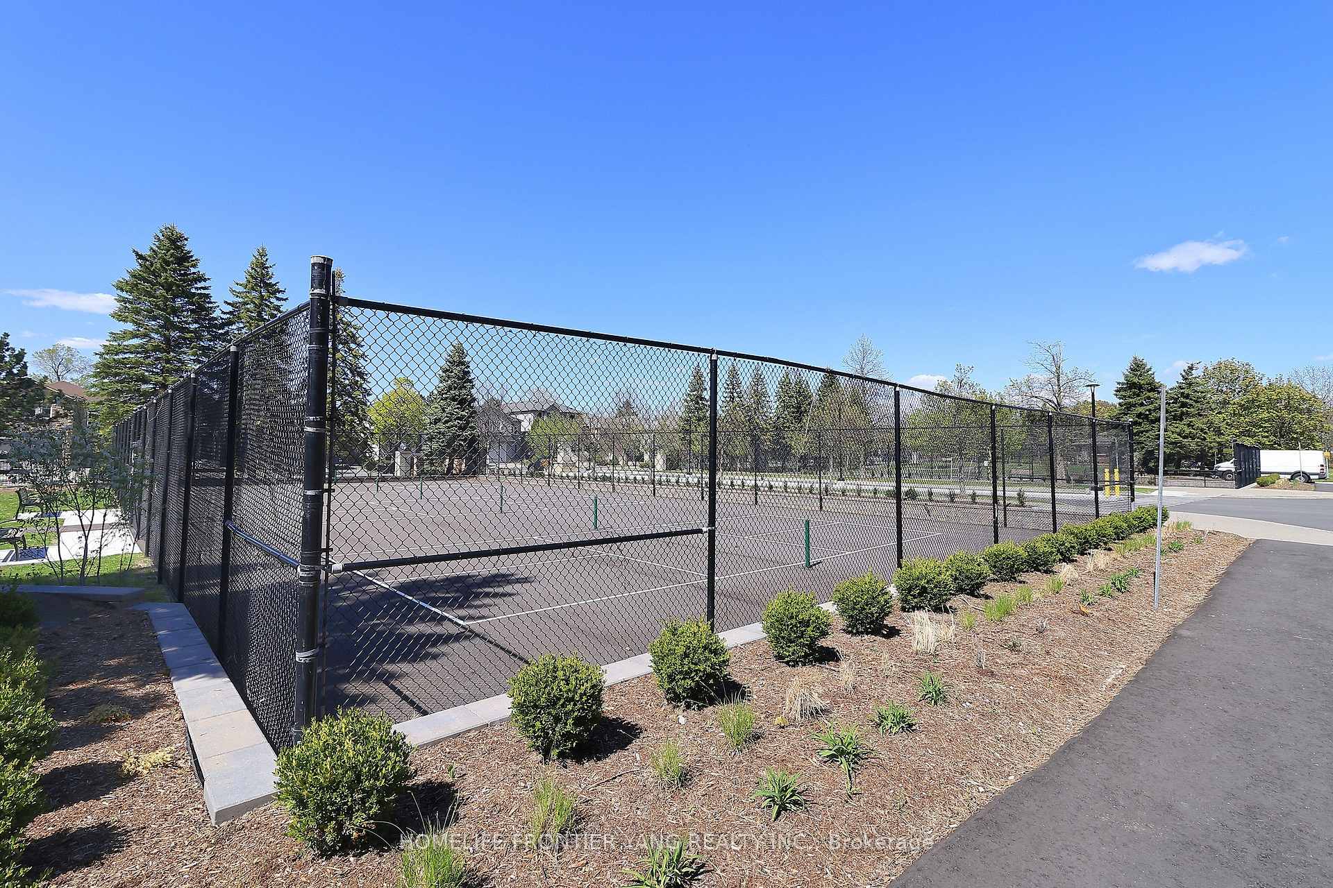 Photo 25 of Unit 303, 11 Townsgate Drive, Vaughan, Crestwood-Springfarm-Yorkhill — HOMEH