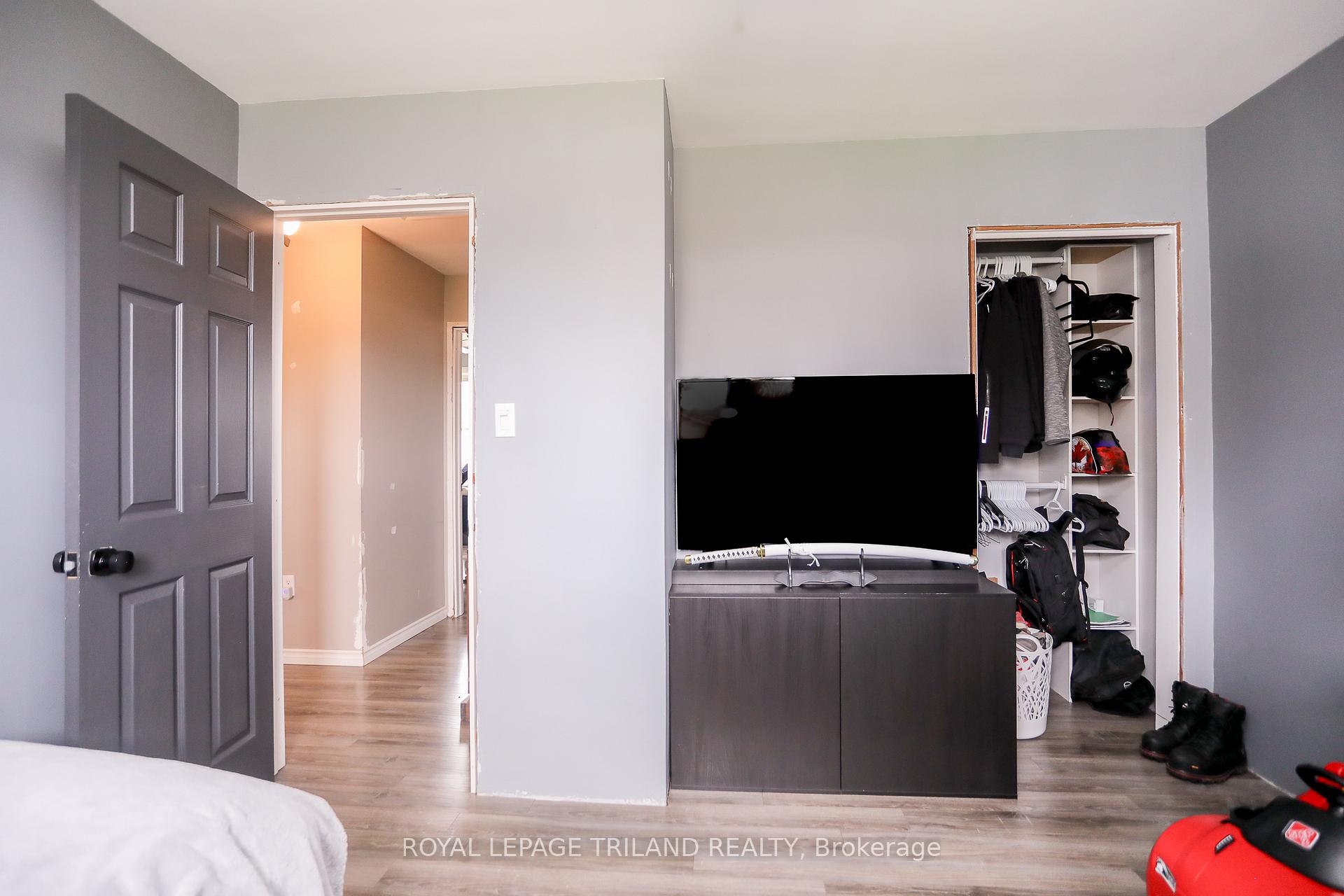 Photo 18 of 139 Coulter Avenue, Central Elgin, Rural Central Elgin — HOMEH