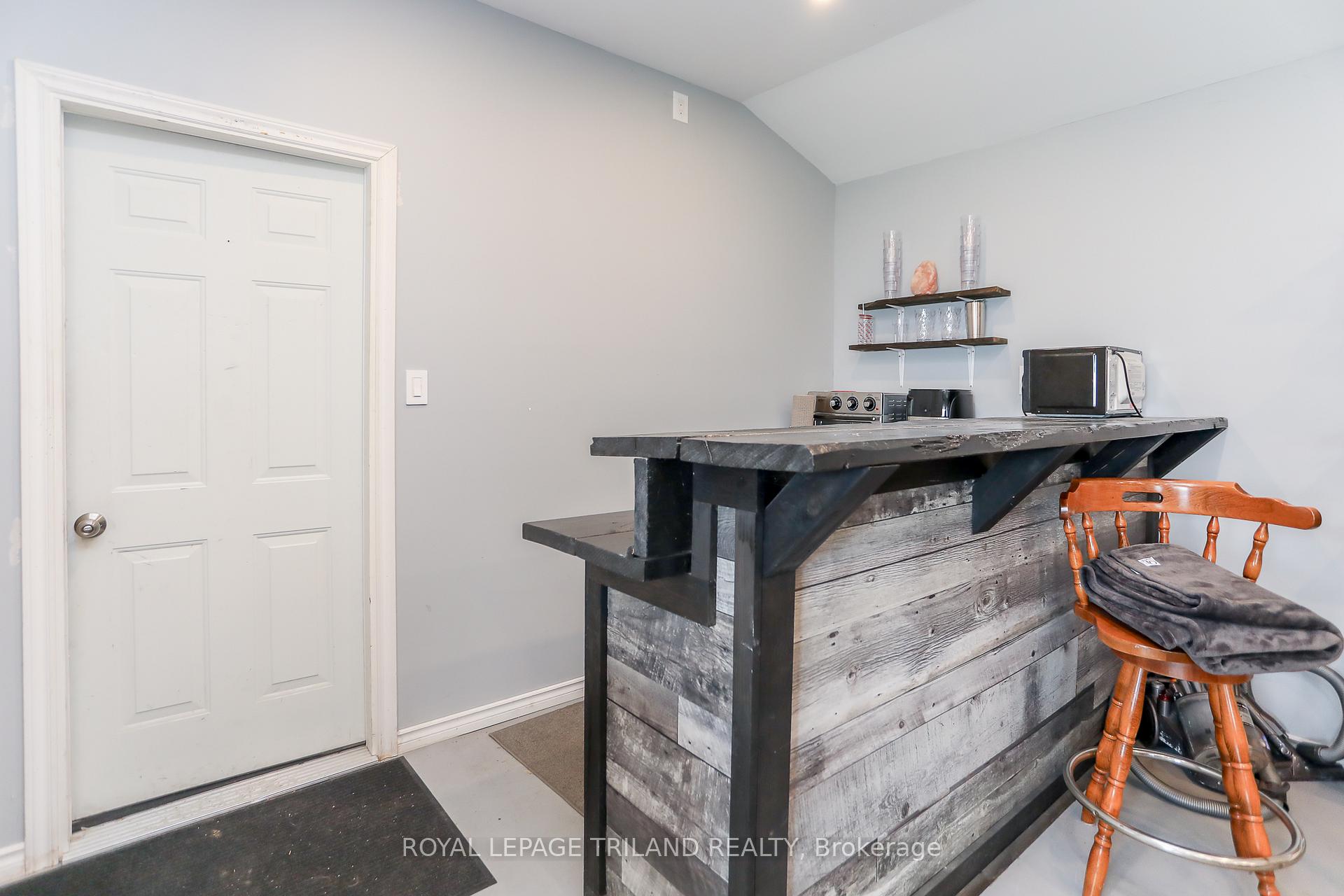 Photo 34 of 139 Coulter Avenue, Central Elgin, Rural Central Elgin — HOMEH