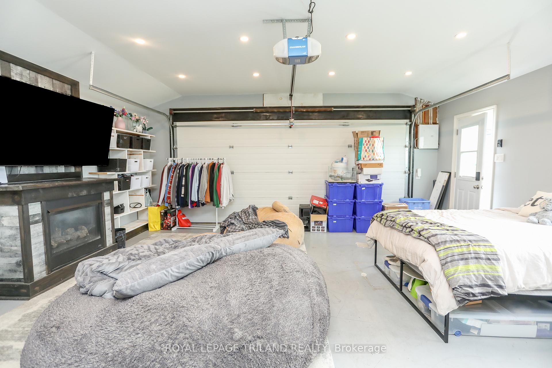 Photo 36 of 139 Coulter Avenue, Central Elgin, Rural Central Elgin — HOMEH