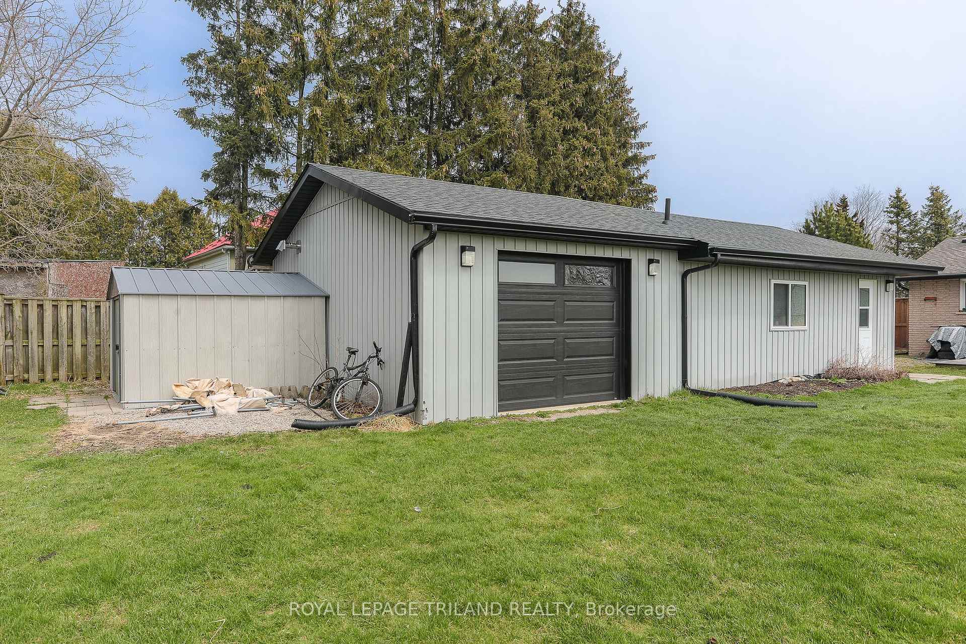 Photo 39 of 139 Coulter Avenue, Central Elgin, Rural Central Elgin — HOMEH