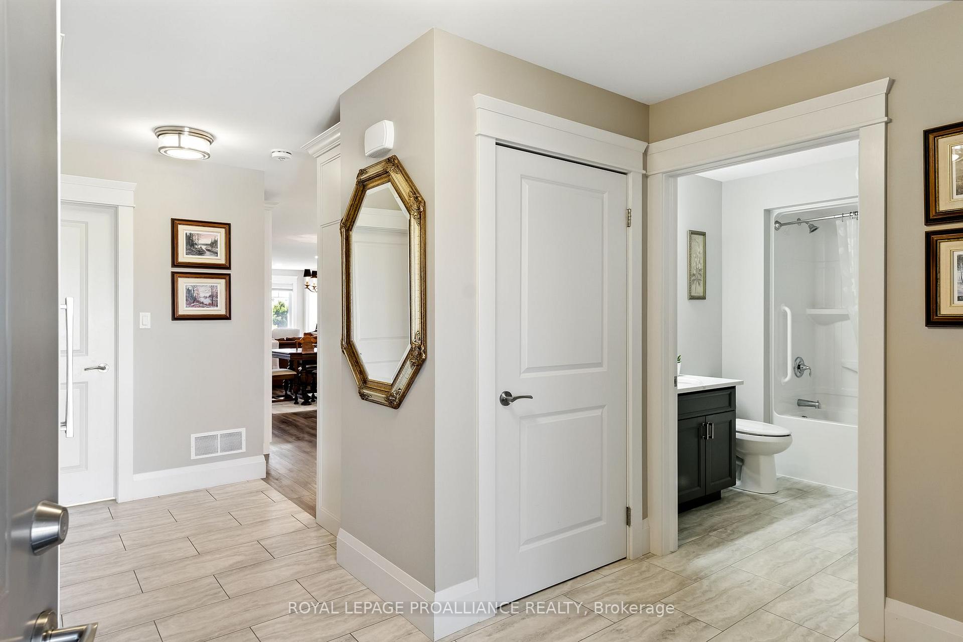 Photo 10 of 27 Cove Crescent, Brighton — HOMEH