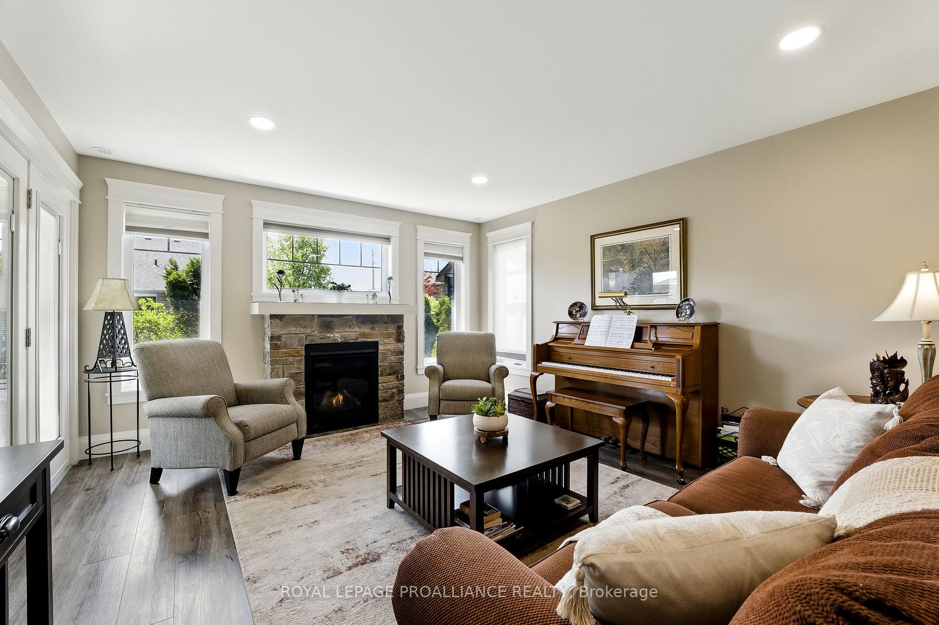 Photo 16 of 27 Cove Crescent, Brighton — HOMEH