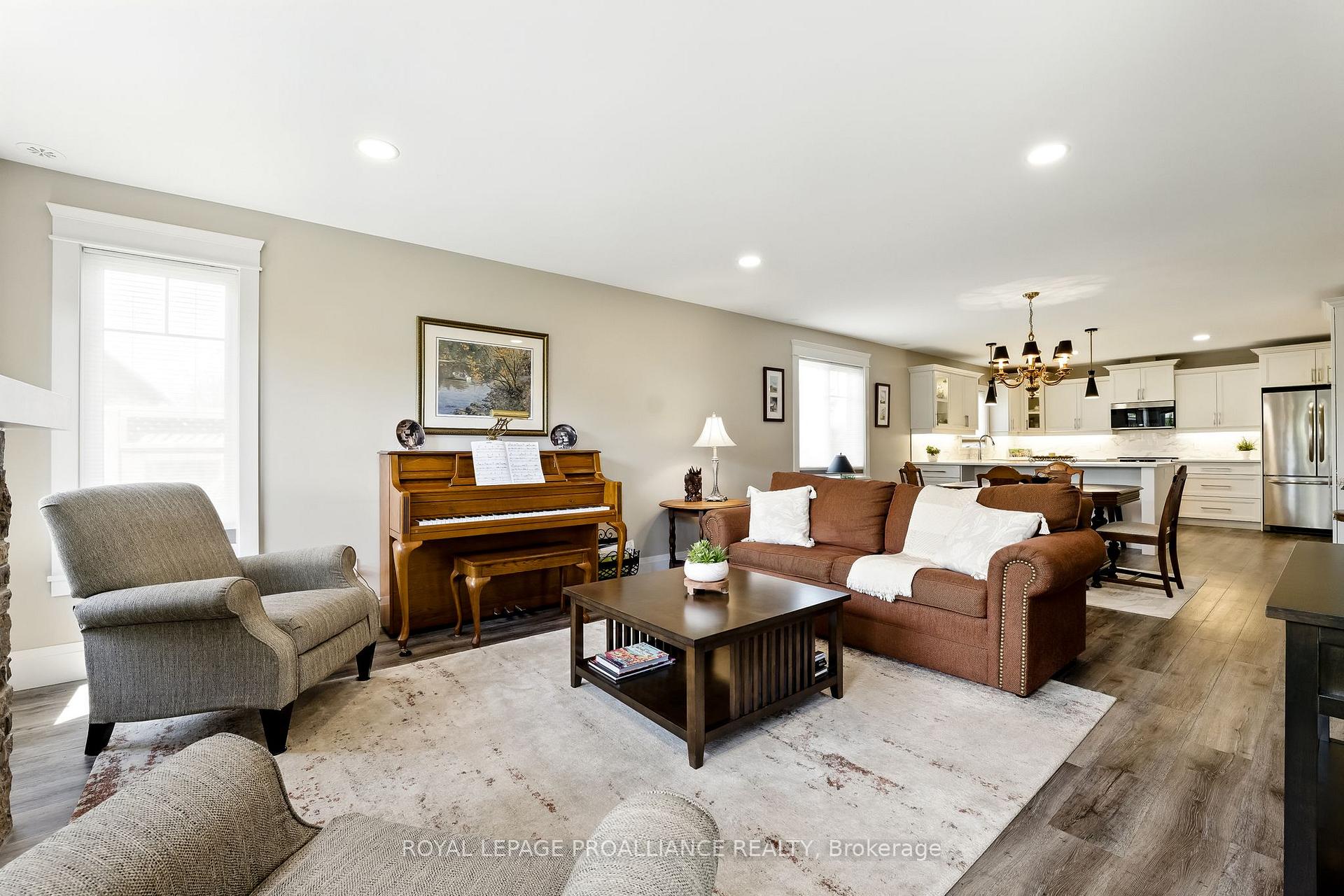 Photo 17 of 27 Cove Crescent, Brighton — HOMEH