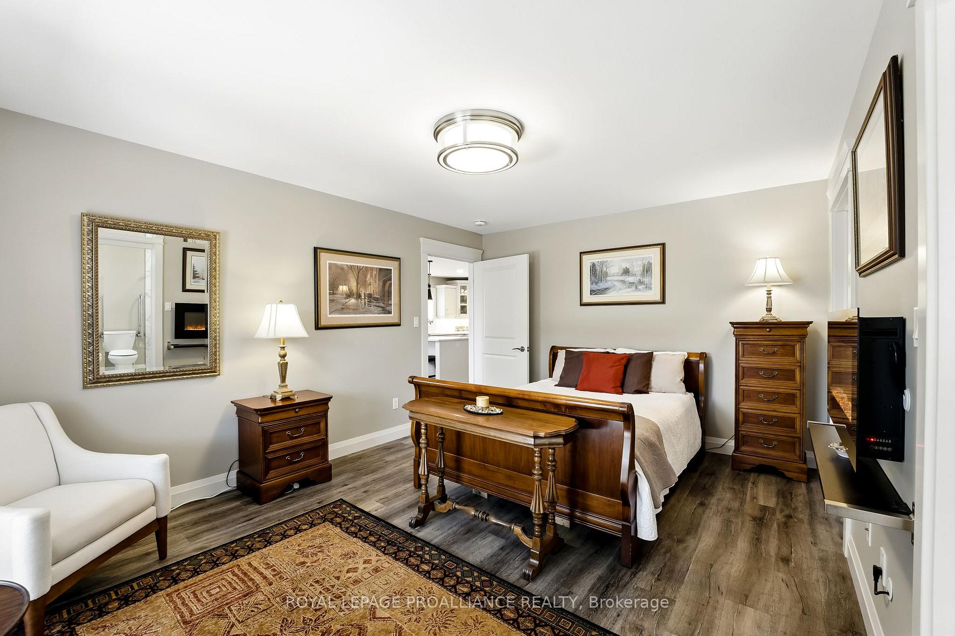 Photo 21 of 27 Cove Crescent, Brighton — HOMEH
