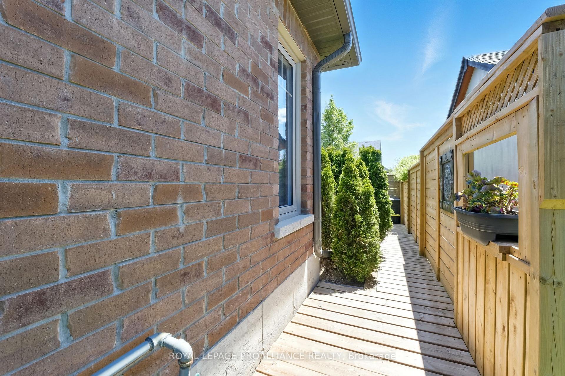Photo 34 of 27 Cove Crescent, Brighton — HOMEH