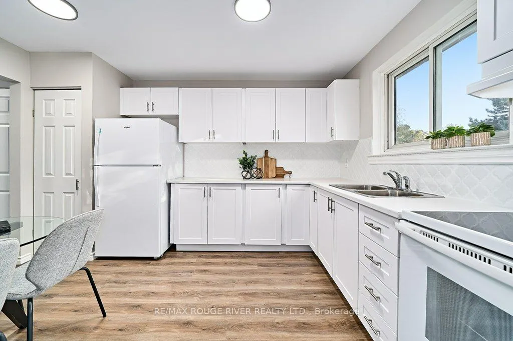 Photo 9 of Unit 79, 120 Nonquon Road, Oshawa, Centennial — HOMEH
