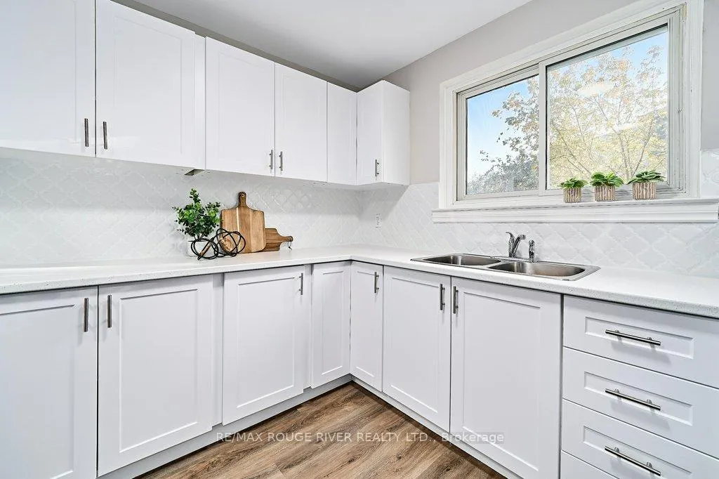 Photo 10 of Unit 79, 120 Nonquon Road, Oshawa, Centennial — HOMEH