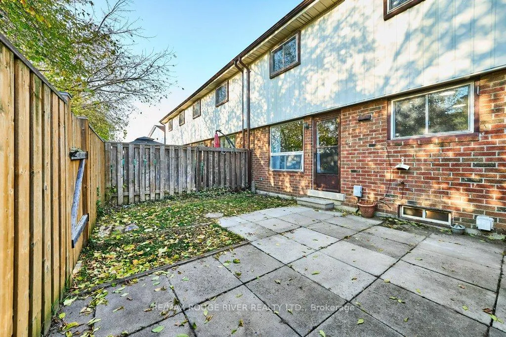 Photo 33 of Unit 79, 120 Nonquon Road, Oshawa, Centennial — HOMEH