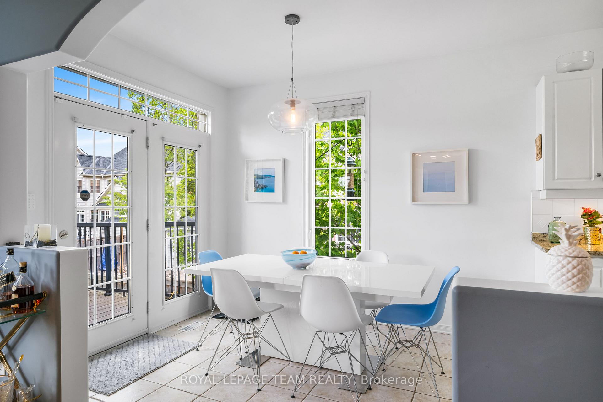 Photo 9 of 22 Leatherwood Crescent, Ottawa, Barrhaven - Stonebridge — HOMEH