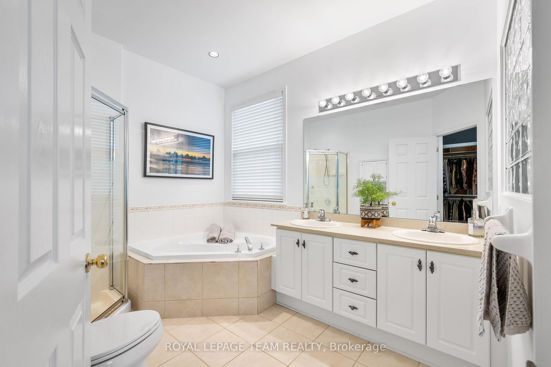 Photo 15 of 22 Leatherwood Crescent, Ottawa, Barrhaven - Stonebridge — HOMEH