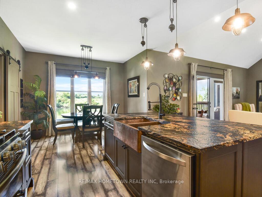 Photo 14 of 118 Galop Canal Road, Edwardsburgh/Cardinal, Edwardsburgh/Cardinal Twp — HOMEH