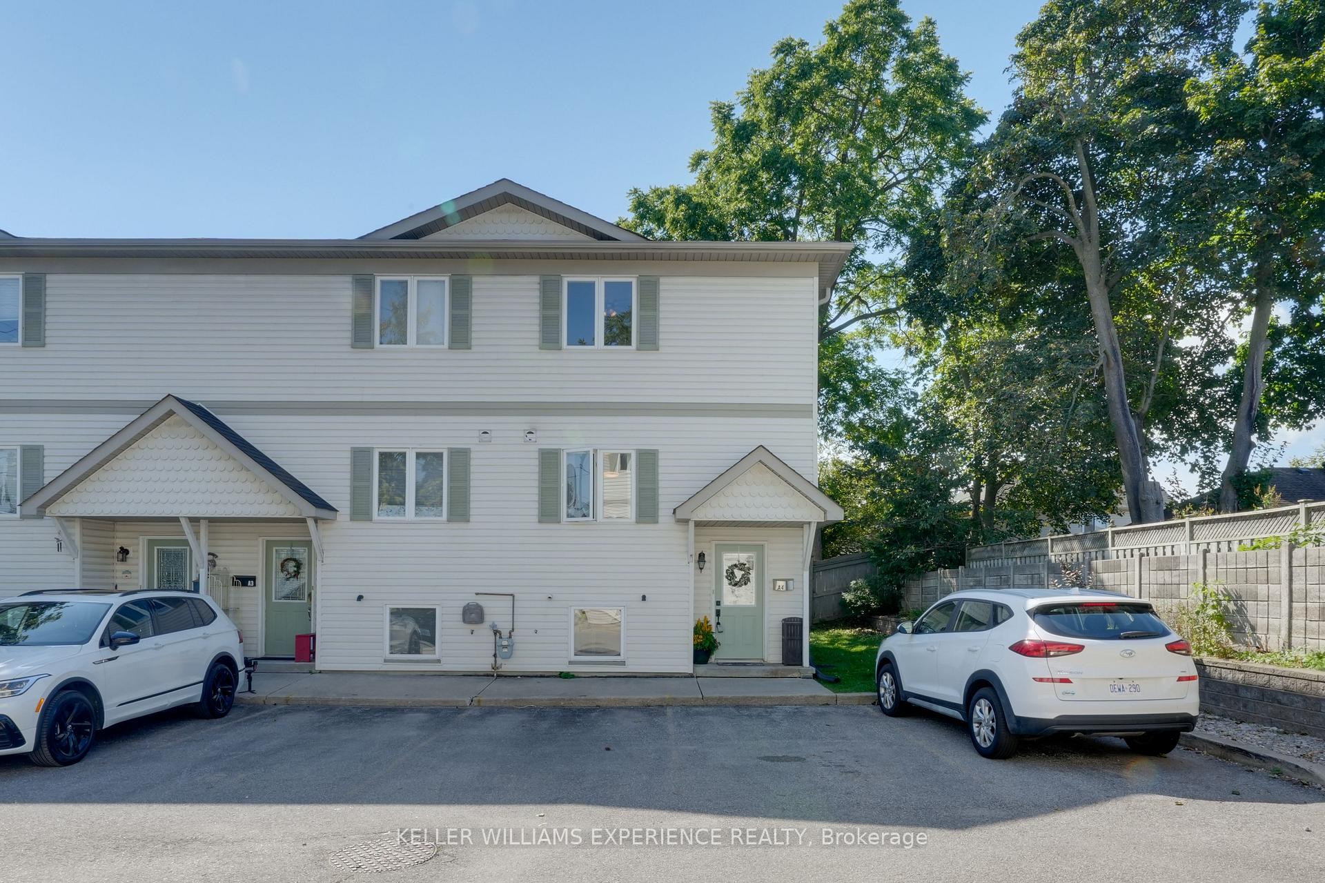Photo 1 of Unit A4, 440 Yonge Street, Barrie, Painswick North — HOMEH