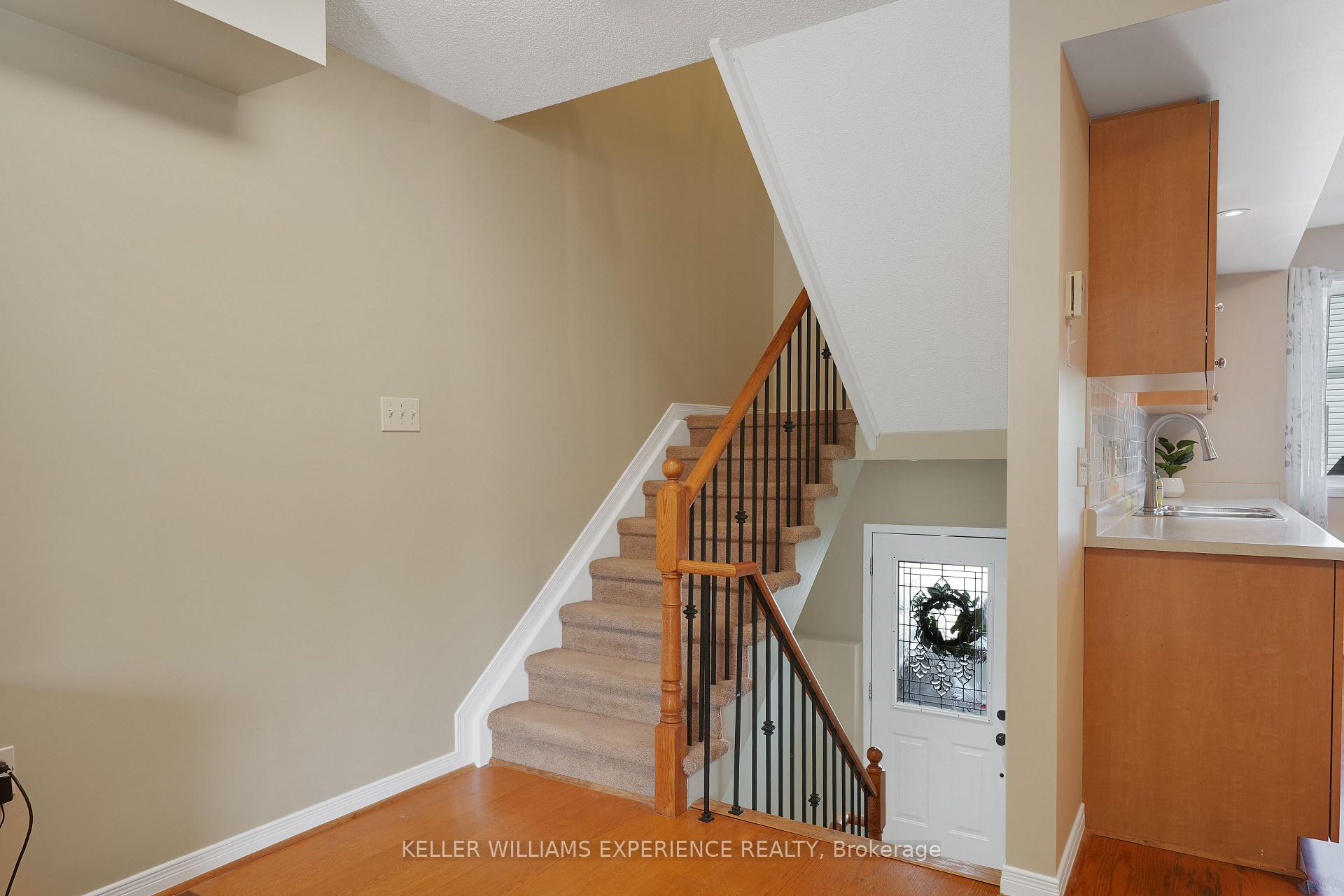 Photo 11 of Unit A4, 440 Yonge Street, Barrie, Painswick North — HOMEH