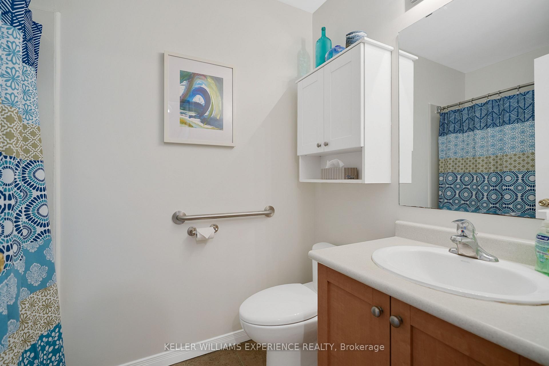 Photo 17 of Unit A4, 440 Yonge Street, Barrie, Painswick North — HOMEH