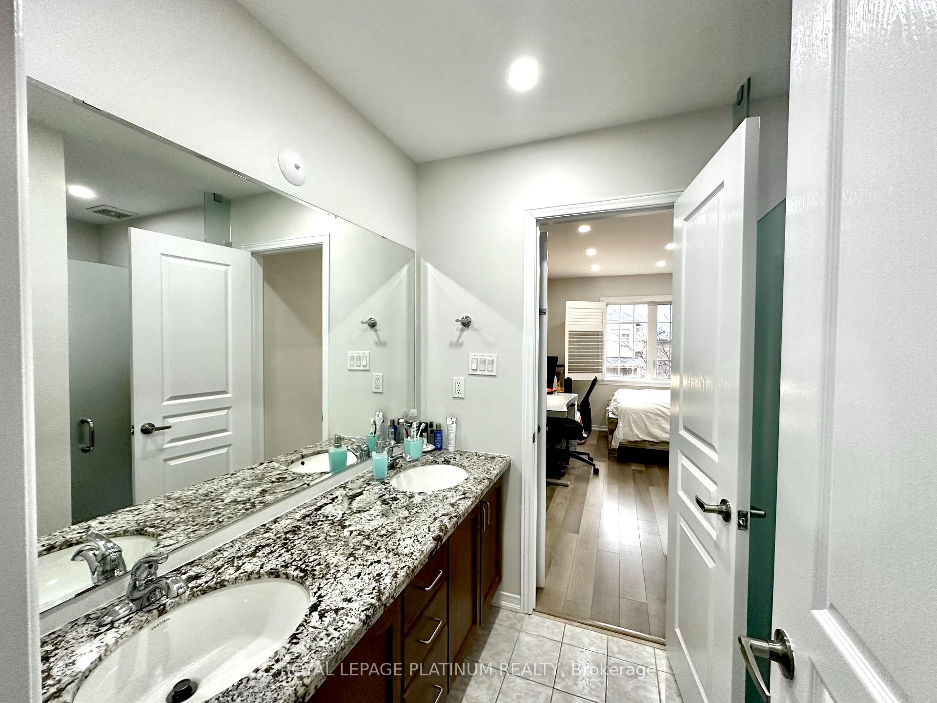 Photo 9 of 68 Fallmeadow Circle, Brampton, Credit Valley — HOMEH