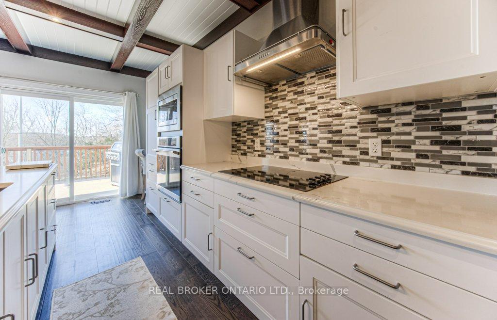 Photo 16 of Unit 4, 900 Doon Village Road, Kitchener — HOMEH