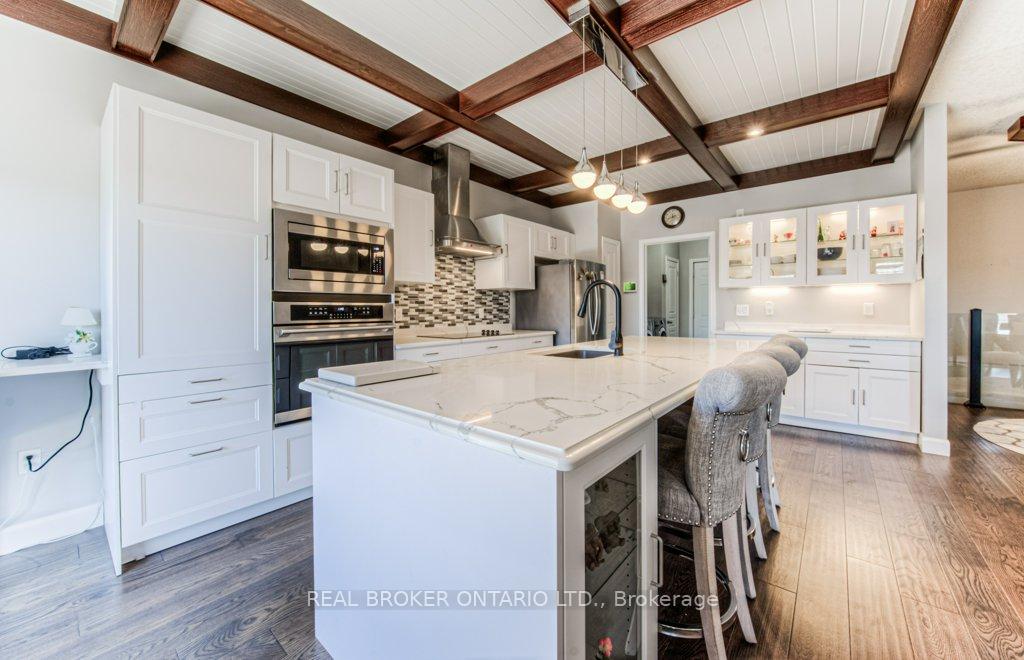 Photo 20 of Unit 4, 900 Doon Village Road, Kitchener — HOMEH