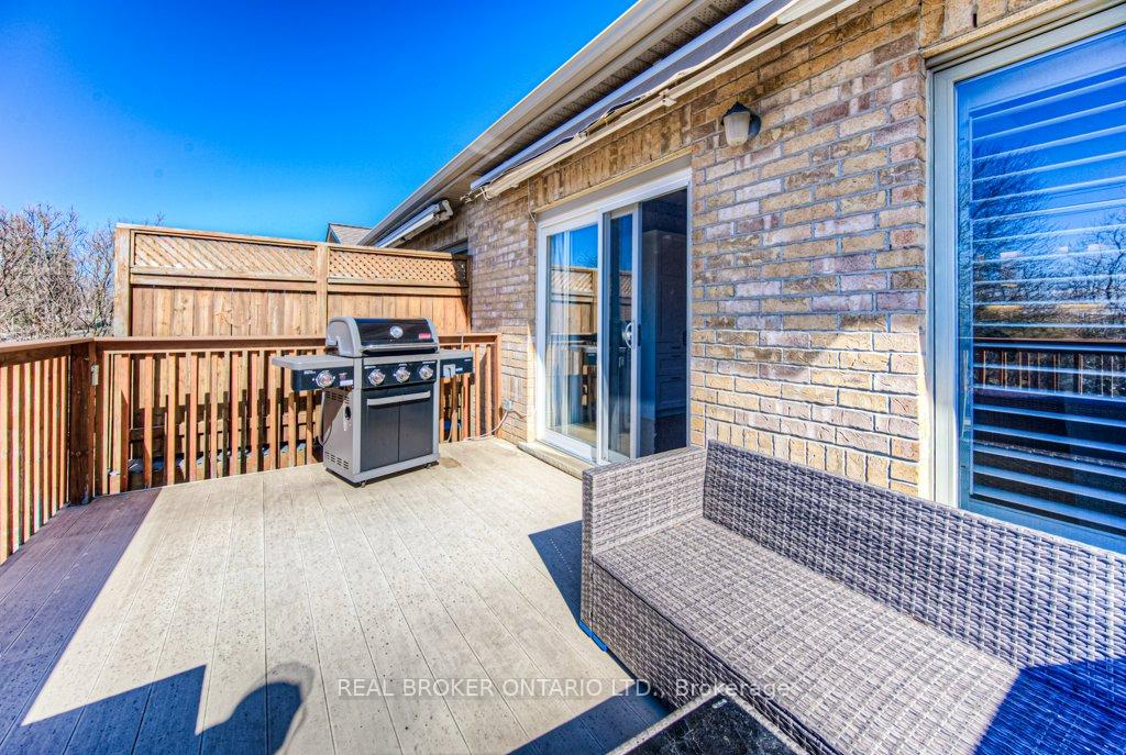 Photo 63 of Unit 4, 900 Doon Village Road, Kitchener — HOMEH