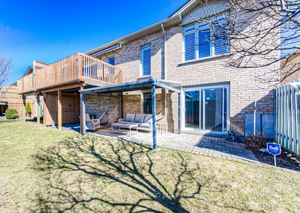 Photo 65 of Unit 4, 900 Doon Village Road, Kitchener — HOMEH